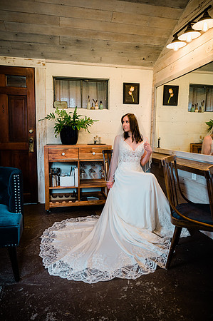 Woelfel Homestead Styled Shoot