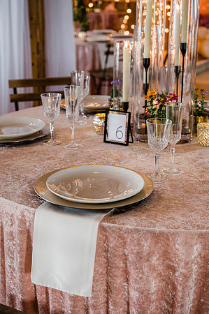 Woelfel Homestead Styled Shoot