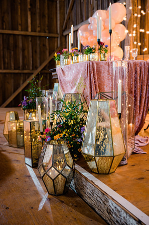 Woelfel Homestead Styled Shoot