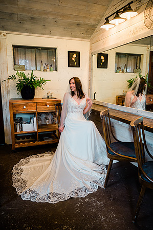 Woelfel Homestead Styled Shoot