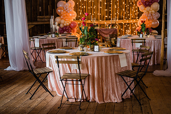 Woelfel Homestead Styled Shoot