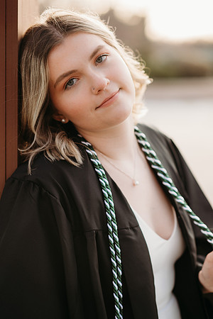 Makenna UWGB Grad '24
