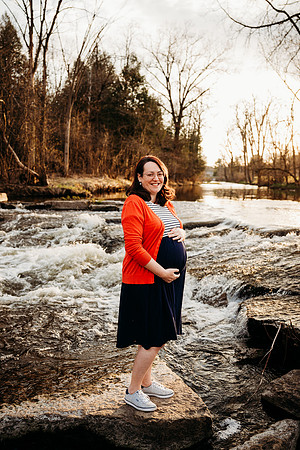 Farmer Maternity 2025