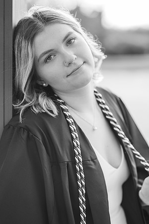 Makenna UWGB Grad '24