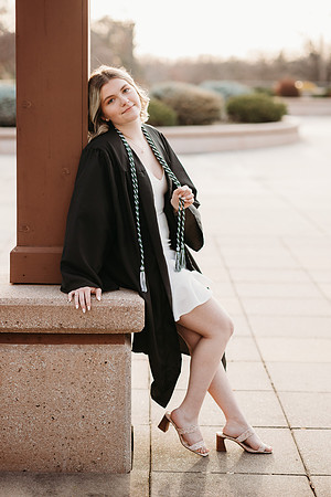 Makenna UWGB Grad '24
