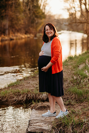 Farmer Maternity 2025