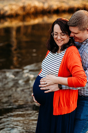 Farmer Maternity 2025