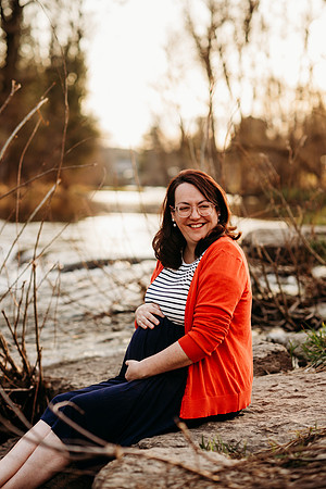 Farmer Maternity 2025