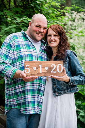 Juliet + Clint's Wisconsin engagement session took place at the Botanical Gardens of Green Bay on a gorgous July evening.