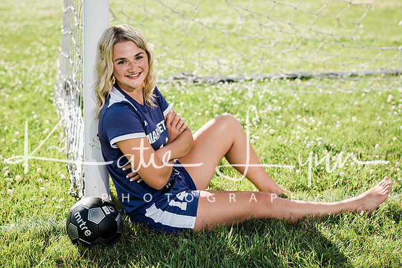 Alison Hulce Senior 2021