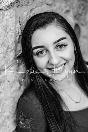 Alexa Contreras Senior 2021