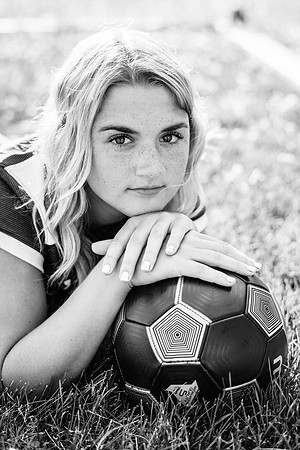 Alison Hulce Senior 2021