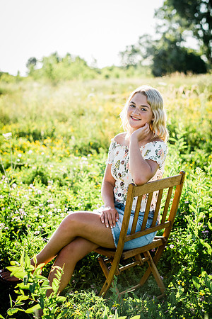Alison Hulce Senior 2021