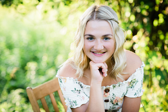 Alison Hulce Senior 2021