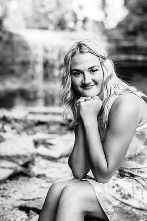 Alison Hulce Senior 2021