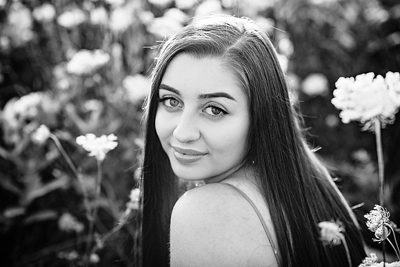 Alexa Contreras Senior 2021