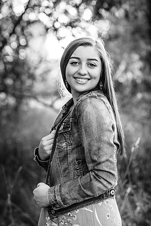 Alexa Contreras Senior 2021
