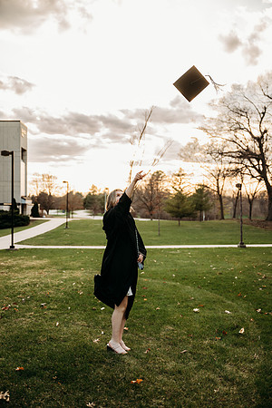 Makenna UWGB Grad '24
